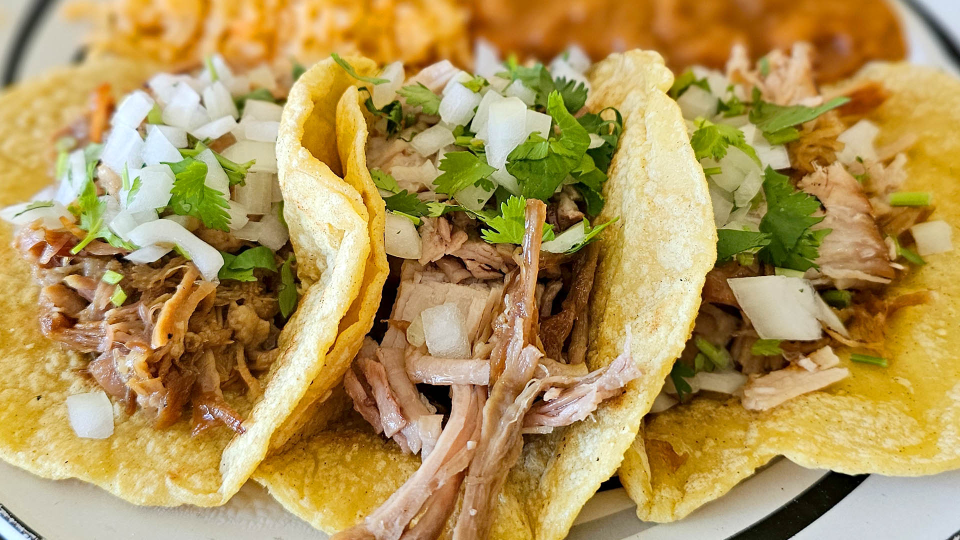 Carnita tacos in Pacoima